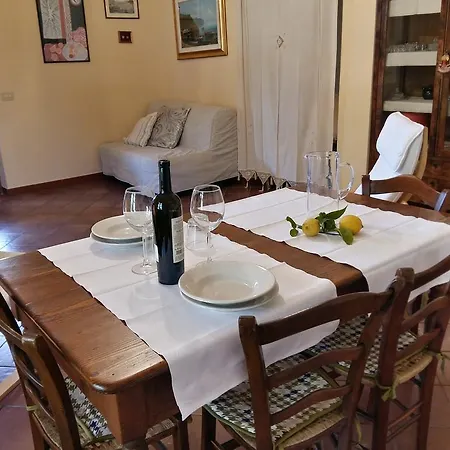 Rosa Ferienhaus Campofelice Di Roccella